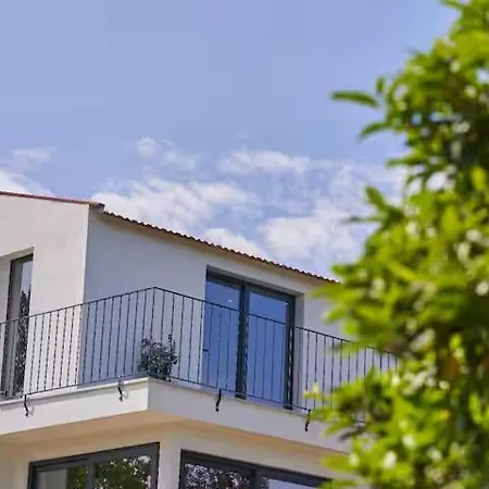 épicos House, Your Away From Home.